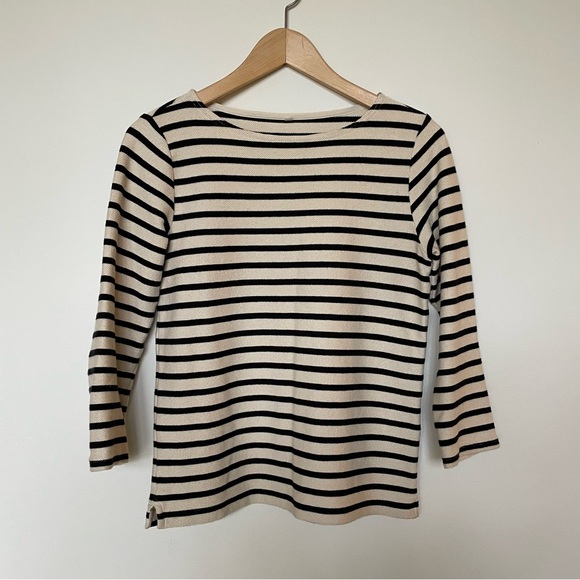 Muji top, runs small - Picture 3 of 7